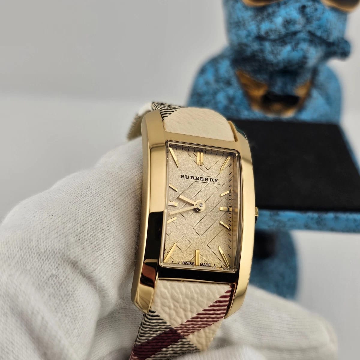 NEW BURBERRY WOMENS BU9509 WATCH MULTICOLOUR FABRIC & LEATHER STRAP & GOLD DIAL